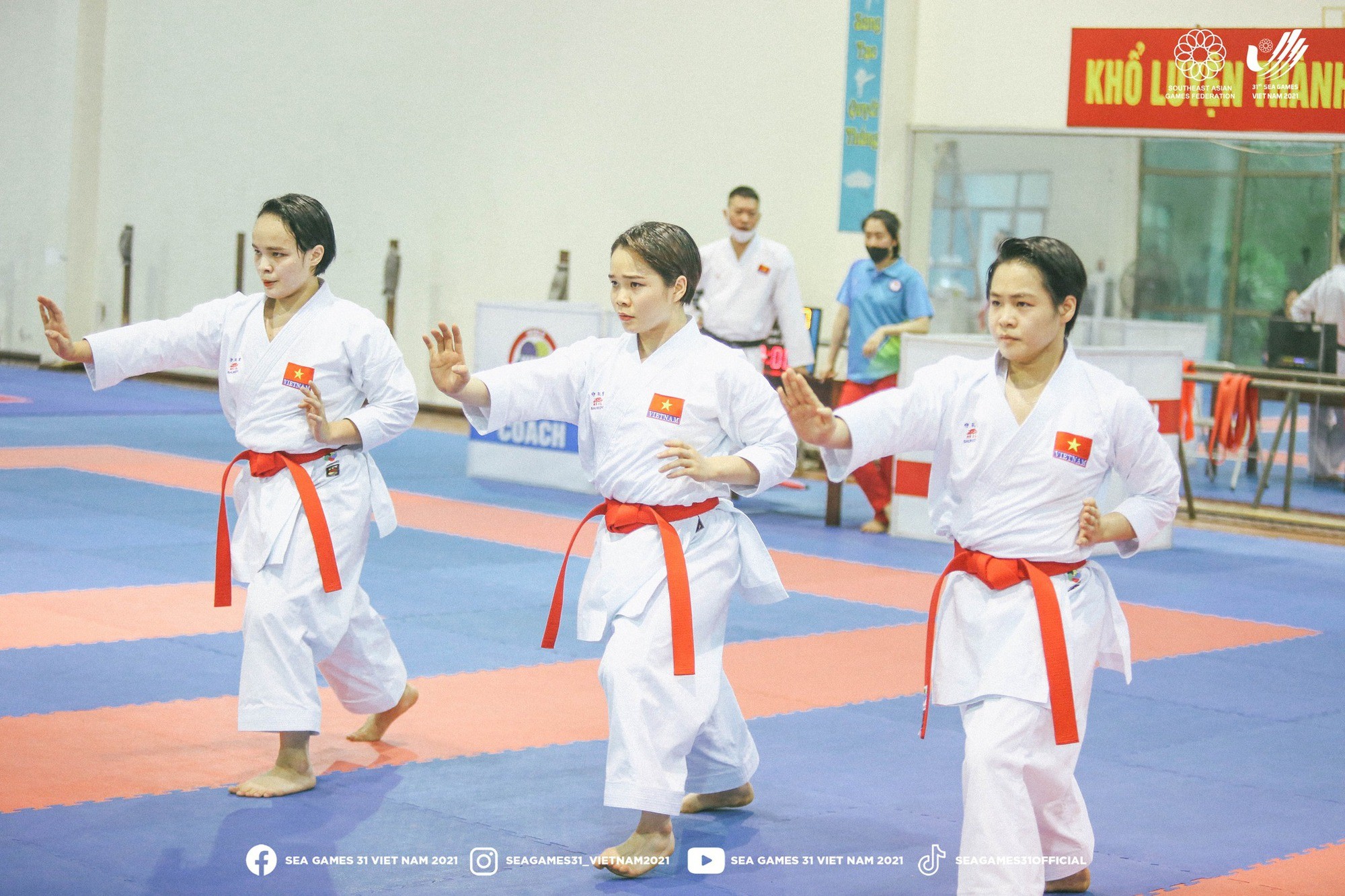 tuyen-karate-viet-nam-hoi-ha-chuan-bi-cho-sea-games-316-dulichgiaitri-the-thao-1651738656.jpg