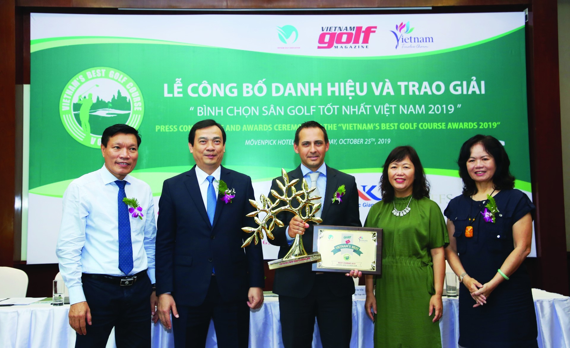 vietnam-golf-leisure-awards-gop-phan-quang-ba-du-lich-golf-viet2-dulichgiaitri-du-lich-1660470048.jpg