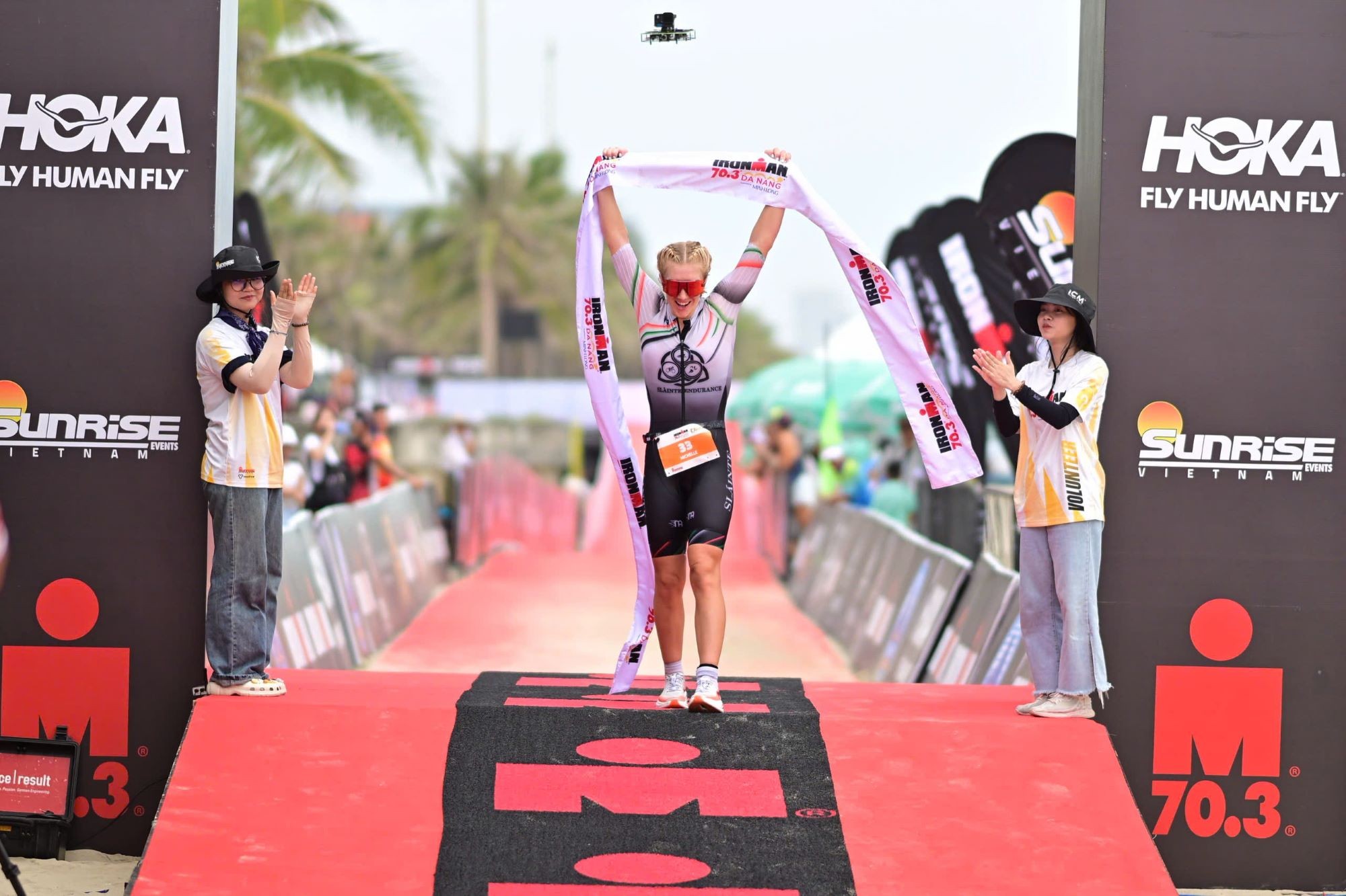 giai-ironman-703-da-nang-ghi-dau-cot-moc-10-nam-voi-nhung-man-trinh-dien-an-tuong-dulichgiaitri-baodulich-4-1747194382.jpg