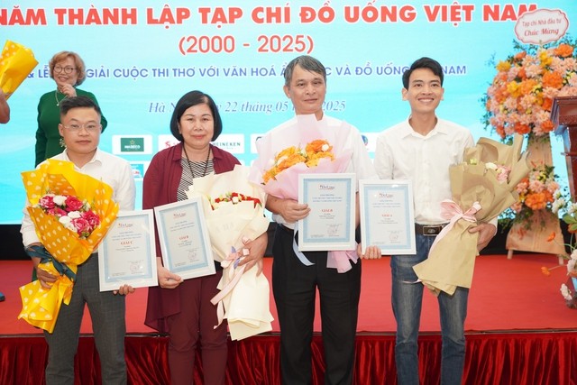 tap-chi-do-uong-viet-namky-niem-25-nam-thanh-lap-dulichgiaitri-1748015279.jpg