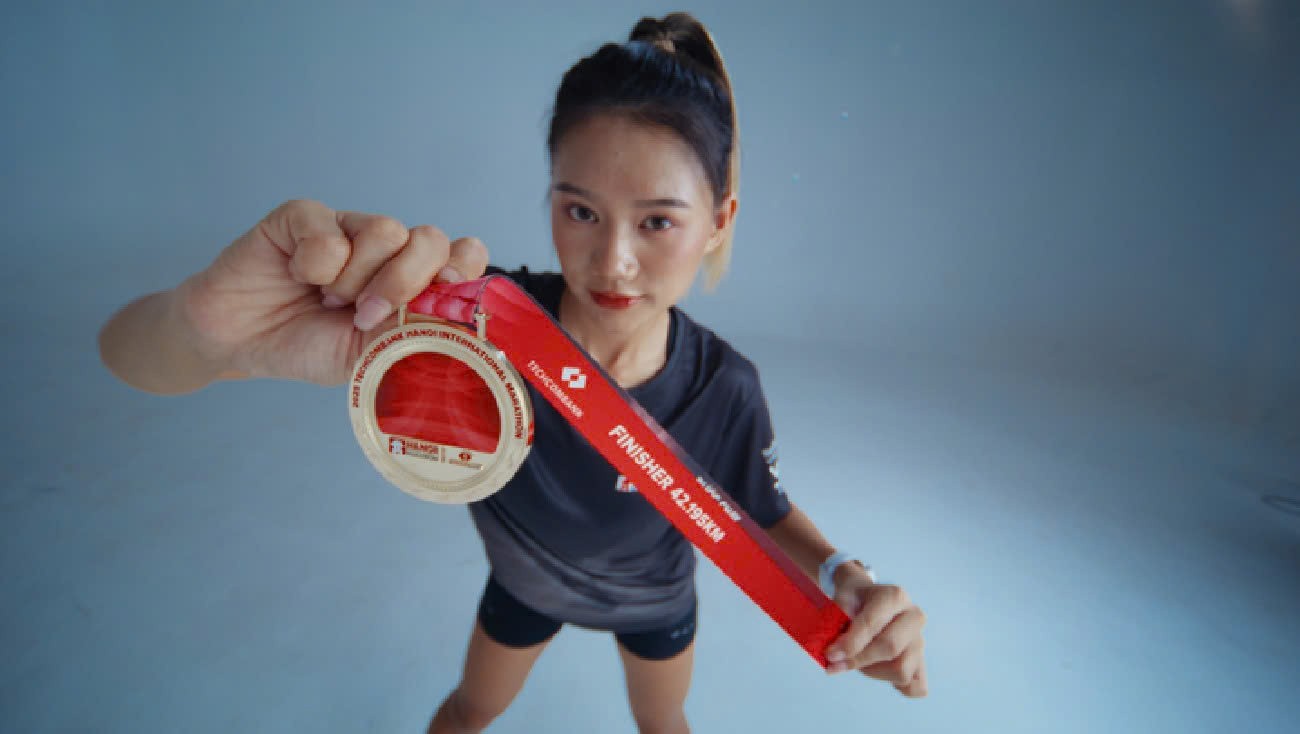 bo-vat-pham-giai-marathon-quoc-te-ha-noi-techcombank-mua-thu-4-gop-phan-ton-vinh-ban-sac-van-hoa-cua-thu-do-dulichgiaitri-1-1757953282.jpg