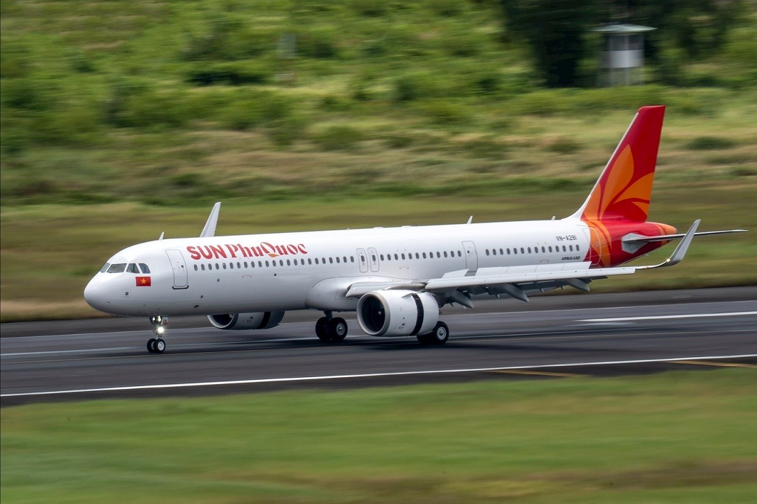 sun-phuquoc-airways-chinh-thuc-ra-mat-cat-canh-cung-giac-mo-hang-khong-nghi-duong-viet-nam-duichgiaitri-1-1760516928.jpg