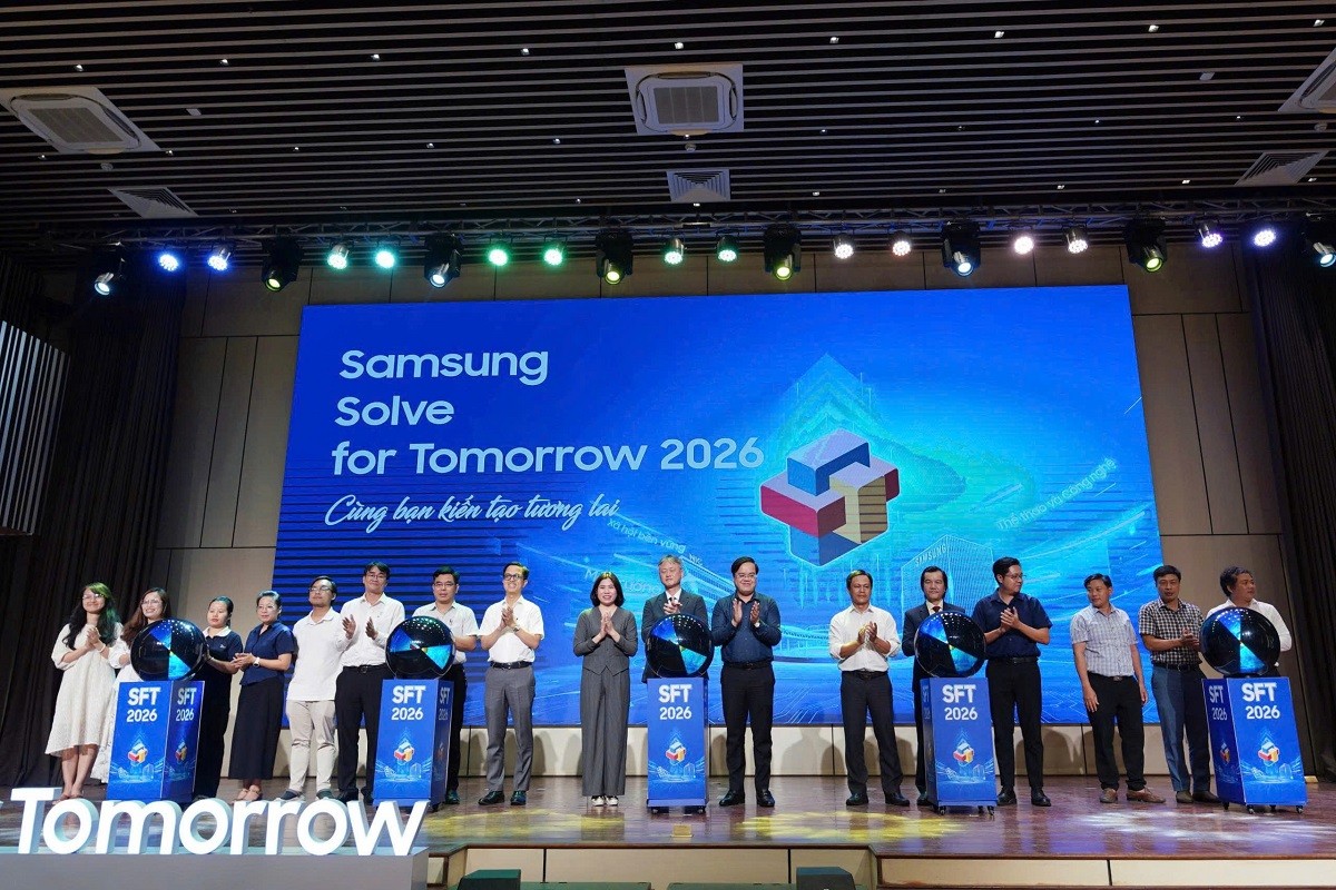 tiep-tuc-phat-dong-cuoc-thi-sam-sung-solve-fol-tomorrow-2026-tai-khu-vuc-mien-trung-dulichgiaitri-1-1778863260.jpg