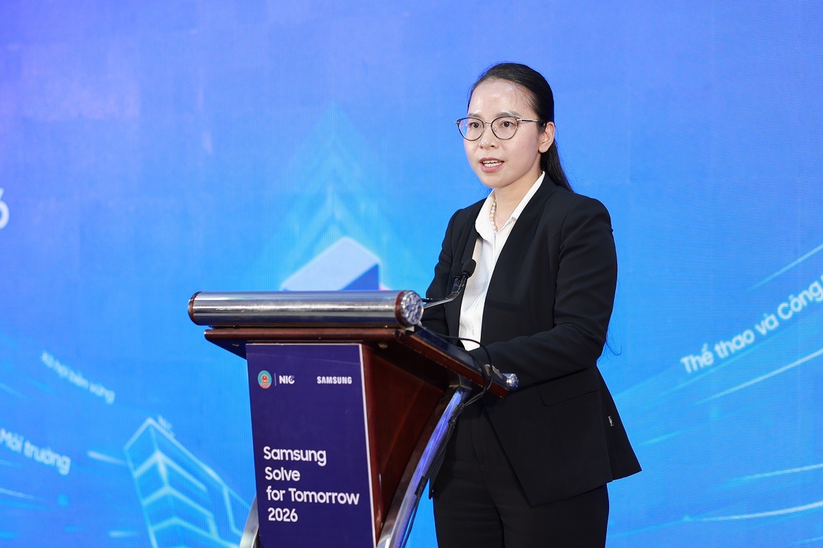 phat-dong-cuoc-thi-samsung-solve-for-tomorrow-2026-tai-khu-vuc-phia-nam-hoan-thanh-chuoi-roadshow-ba-mien-dulichgiaitri-1-1779192672.JPG
