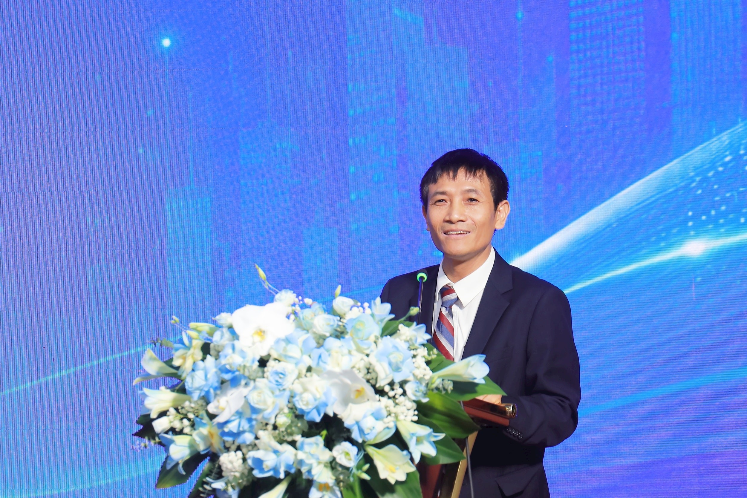 thuc-day-ung-dung-cong-nghe-tao-don-bay-phat-trien-tri-thuc-so-tai-cac-co-so-giao-duc-dulichgiaitri-4-1779392444.jpg