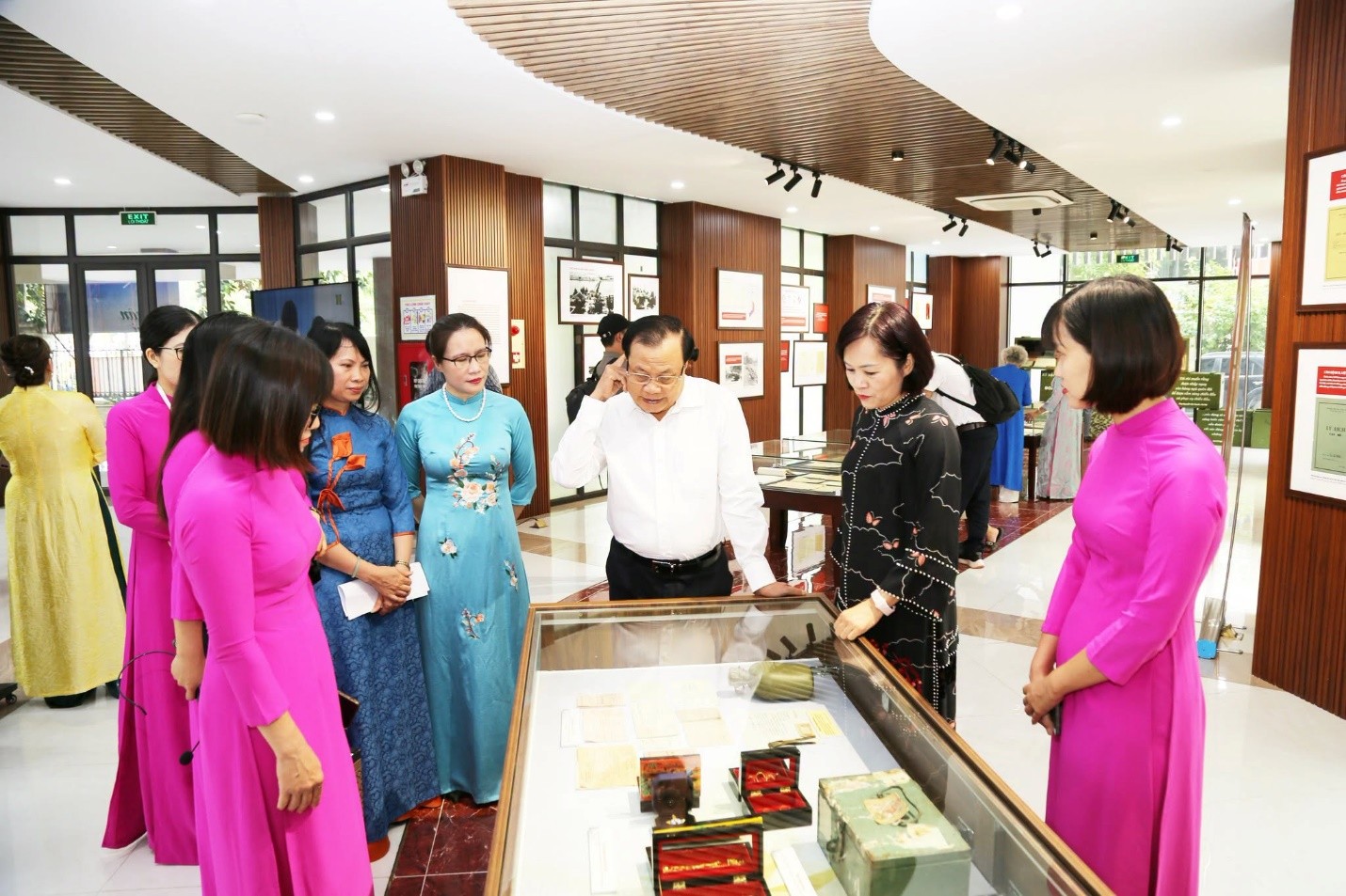 thanh-xuan-gui-lai-hanh-trinh-tro-ve-tu-nhung-ky-uc-khong-bao-gio-cu-1-dulichgiaitrivn-1784629580.jpg