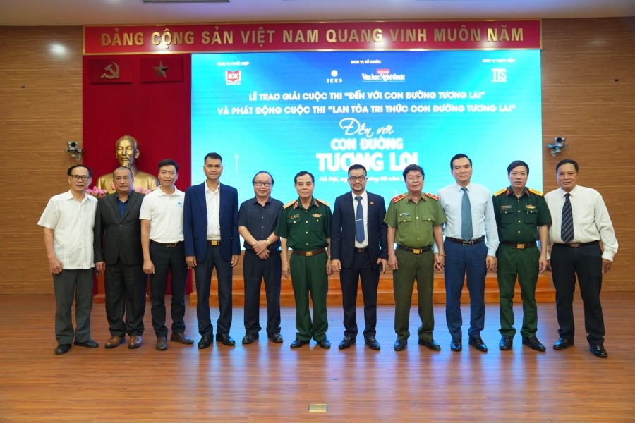 den-voi-con-duong-tuong-lai-hanh-trinh-lan-toa-tri-thuc-tu-571-bai-viet-2-dulichgiaitrivn-1787220273.jpg
