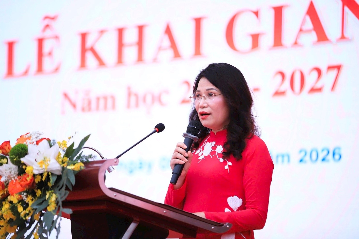 bi-thu-thanh-uy-ha-noi-du-le-khai-giang-tai-truong-thcs-tran-duy-hung-1-dulichgiaitrivn-1788669730.jpg