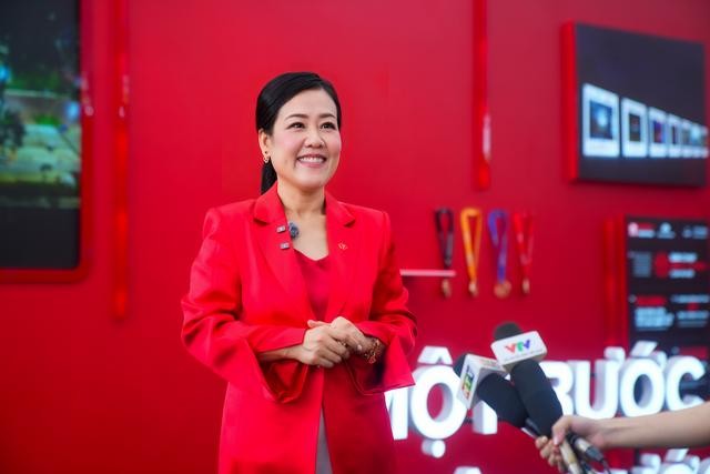 techcombank-dong-hanh-cung-ha-noi-lan-toa-tinh-than-song-khoe-dulichgiaitri-2-1790990535.jpg