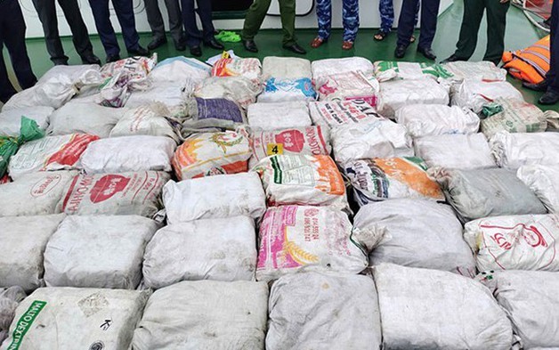 Triệt phá đường dây vận chuyển ma túy xuyên quốc gia, thu giữ 1,16 tấn ketamine giấu trên tàu cá