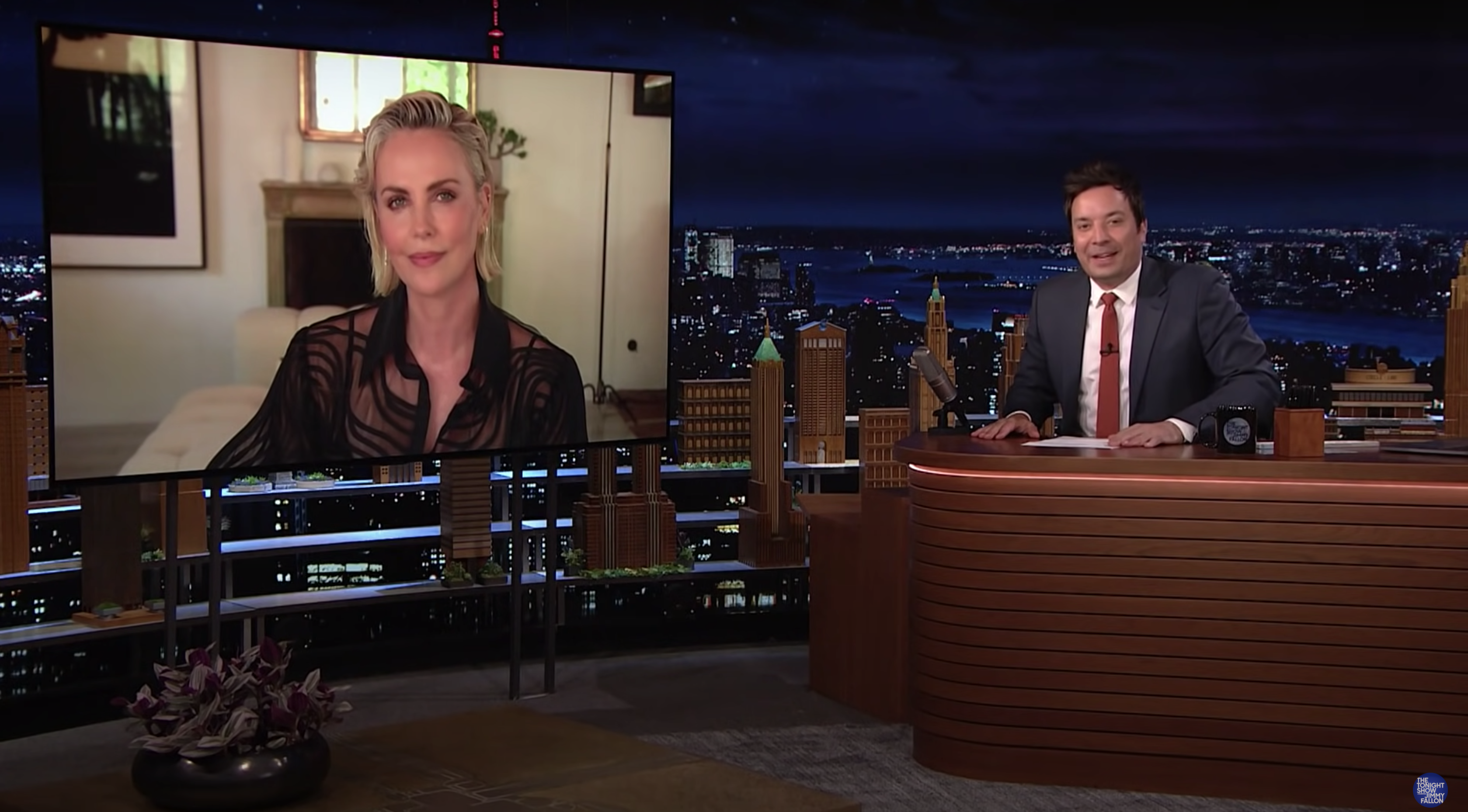 Minh tinh Charlize Theron cùng loạt sao ‘quốc tế’ chuộng thiết kế của Công Trí -dulichgiaitri.vn
