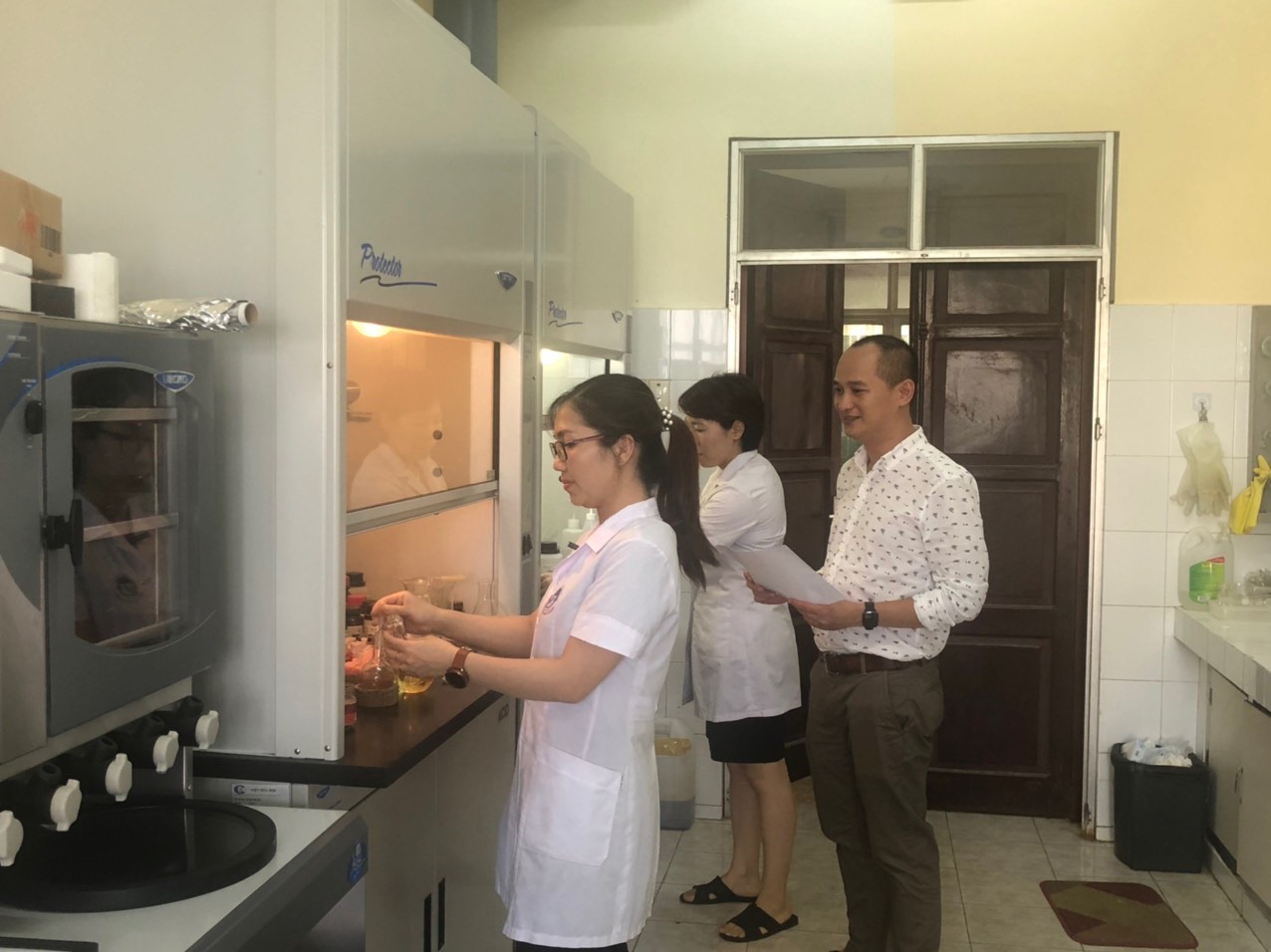 Viện Hóa học hoàn thành quy trình tổng hợp thuốc ‘Favipiravir’ điều trị COVID-19-dulichgiaitri.vn Viện Hóa học hoàn thành quy trình tổng hợp thuốc ‘Favipiravir’ điều trị COVID-19-dulichgiaitri.vn