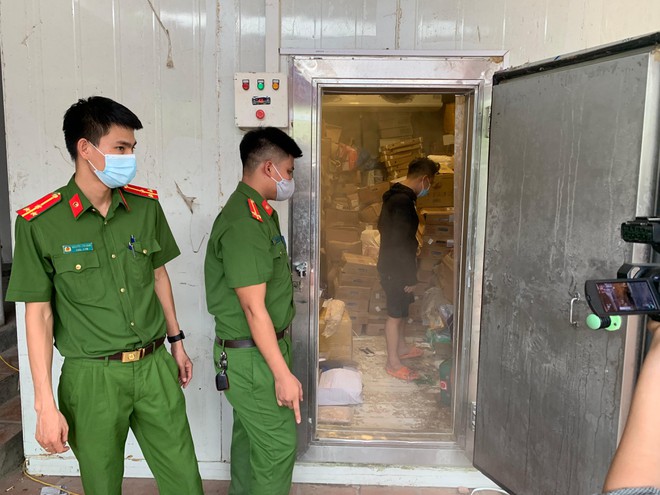 Hà Nội: Phát hiện gần 3.000 kg thực phẩm không rõ nguồn gốc-dulichgiaitri.vn