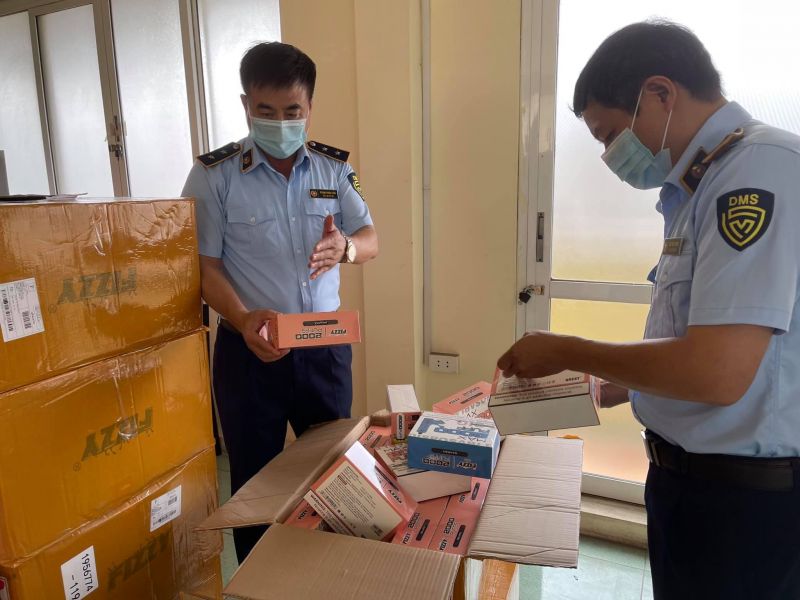Hà Nội: Thu giữ 15.000 sản phẩm thuốc lá điện tử-dulichgiaitri.vn
