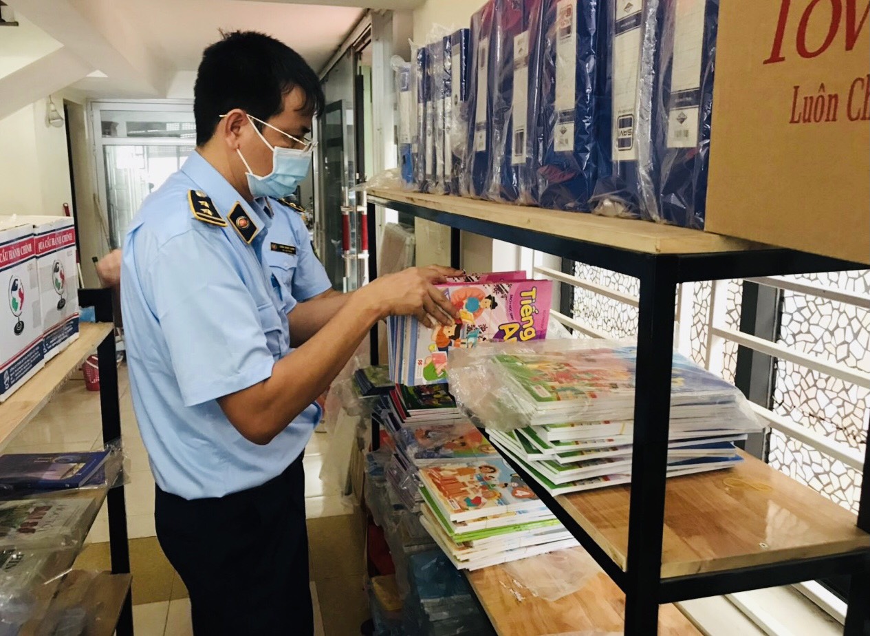 Hàng trăm quyển 'sách Tiếng Anh' không hóa đơn chứng từ bị thu giữ tại Vĩnh Phúc-dulichgiaitri.vn