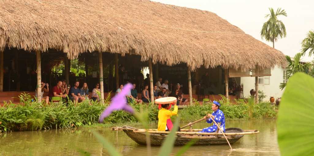 Quảng Ninh ‘di sản’ ca dao dân ca với phát triển du lịch bền vững-dulichgiaitri.vn