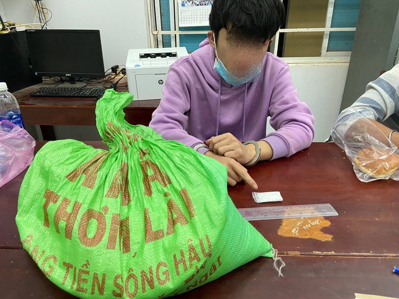 Giấu ma túy đá trong “lương thực thiết yếu” để thông chốt kiểm soát-dulichgiaitri.vn