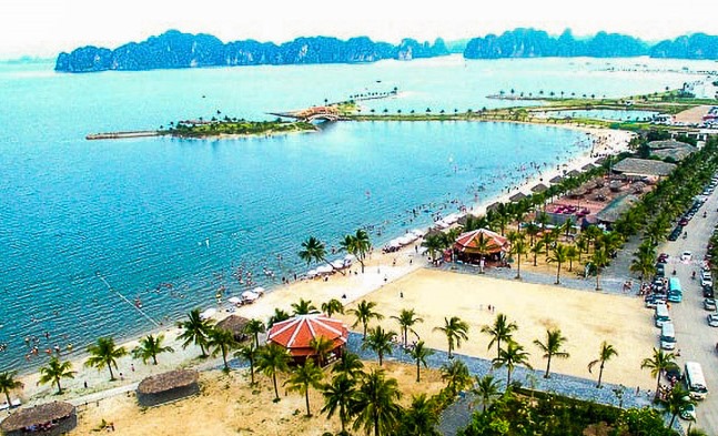 Hạ Long mở lại bãi tắm công cộng, các dịch vụ, hoạt động thể thao,…-dulichgiaitri.vn
