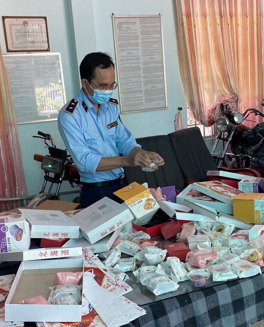 Kiên quyết ngăn chặn để loại bỏ bánh Trung thu ‘lậu’ ra khỏi thị trường-dulichgiaitri.vn