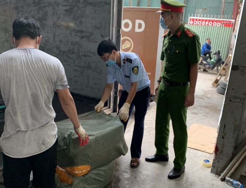 Phát hiện 7 tấn nầm lợn không nguồn gốc đưa từ Lào Cai về Hà Nội tiêu thụ-dulichgiaitri.vn