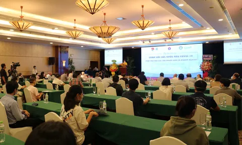 Cần thiết lập các phòng khám chuyên về COVID-19