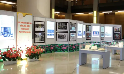 Triển lãm ‘Văn hóa soi đường cho quốc dân đi’: ‘Lời kể’ về câu chuyện quá khứ hào hùng của dân tộc