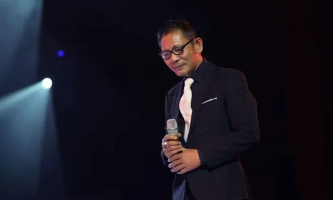 NSƯT Đức Long “dũng cảm” làm liveshow giữa mùa dịch