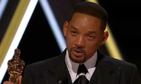 Will Smith chính thức xin lỗi Chris Rock sau cái tát thô bạo trên sân khấu Oscar 2022