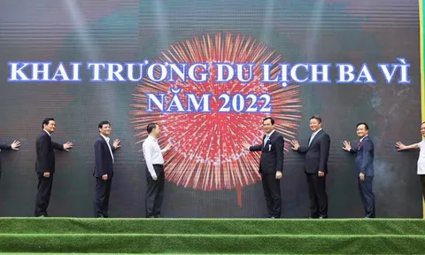 Tổng cục trưởng Nguyễn Trùng Khánh dự lễ khai trương Du lịch Ba Vì năm 2022 “Trải nghiệm xanh, an toàn”