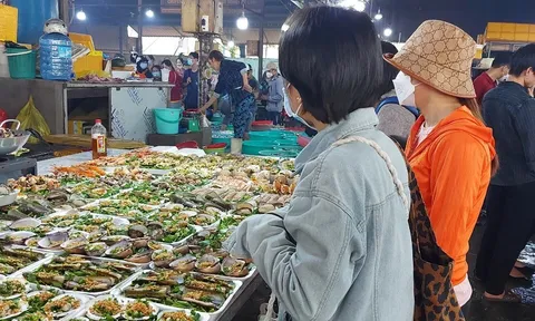 Chợ hải sản độc đáo của Thành phố Hồ Chí Minh
