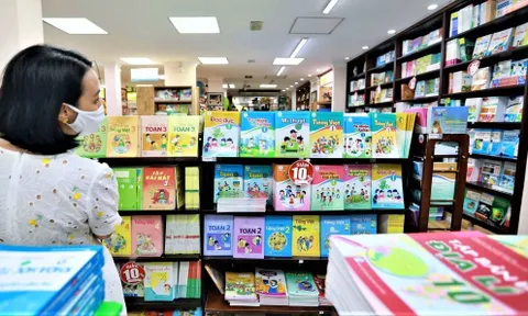 Lựa chọn sách giáo khoa nên được Quốc hội giám sát tối cao