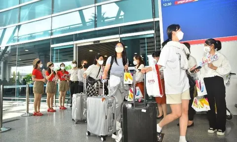 Đà Nẵng xét nghiệm COVID-19 miễn phí cho khách Hàn Quốc trước khi về nước