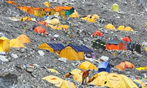 Trạm dừng chân nổi tiếng Everest có thể bị bỏ