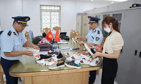 Phú Thọ: Xử phạt 10 triệu đồng đối với hành vi Trưng bày để bán hàng hóa giả mạo nhãn hiệu