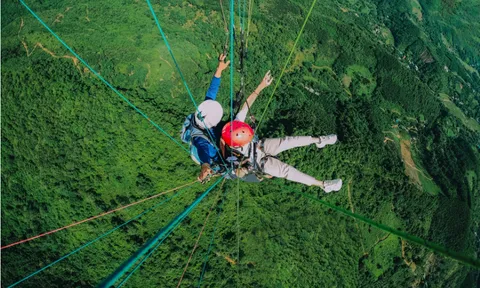 Lần đầu đi nhảy dù ở Hòa Bình