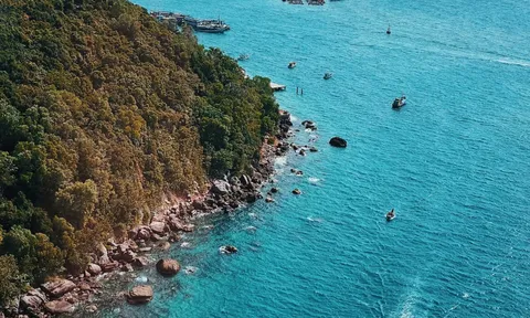 Giá phòng, vé máy bay giảm cuối mùa du lịch