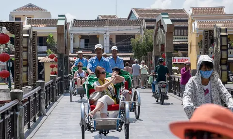 Việt Nam đón lượng khách quốc tế lớn