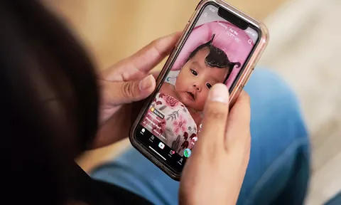 Mạng xã hội có thể gây nguy hiểm cho phụ nữ mang thai