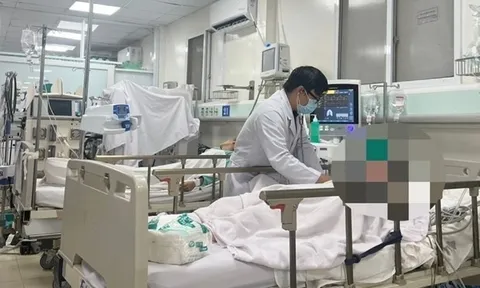 Cảnh báo ngộ độc rượu và thực phẩm dịp cuối năm