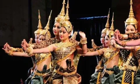 Sân bay Đà Nẵng đưa múa Chăm, hát chầu văn, biểu diễn nghệ thuật phục vụ du khách