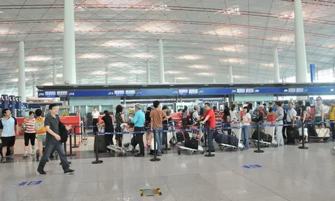 "Trung Quốc khôi phục cấp các loại thị thực cho người nước ngoài"