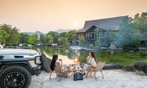 Hai nàng hậu Phương Nhi, Ngọc Thảo lần đầu trải nghiệm lối sống “thiền” cafe tại Trung Nguyên Legend