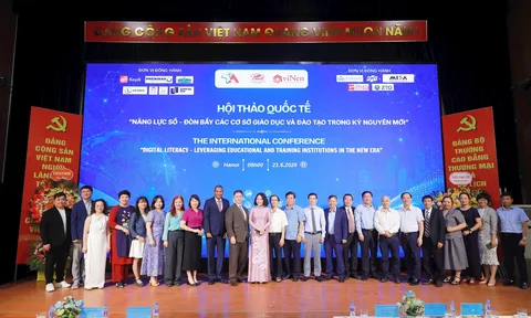 Thúc đẩy ứng dụng công nghệ tạo đòn bẩy phát triển tri thức số tại các cơ sở giáo dục