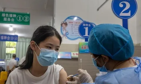 Yêu cầu hàng đầu trong tiêm chủng vắc xin phòng COVID-19 cho trẻ em là đảm bảo an toàn tiêm chủng