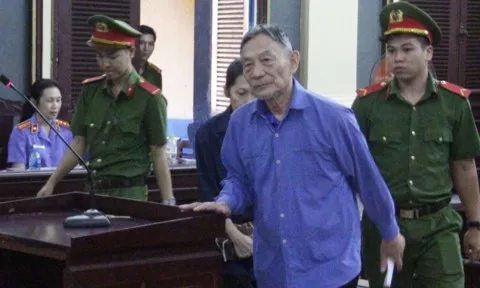 Thủ đoạn tham ô của cựu Tổng giám đốc Công ty tài chính cao su Việt Nam
