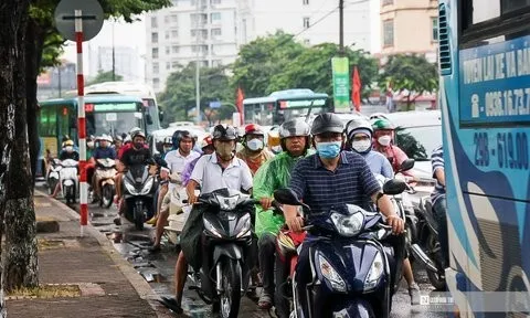Cửa ngõ Thủ đô ùn tắc sáng ngày đầu nghỉ lễ 2/9