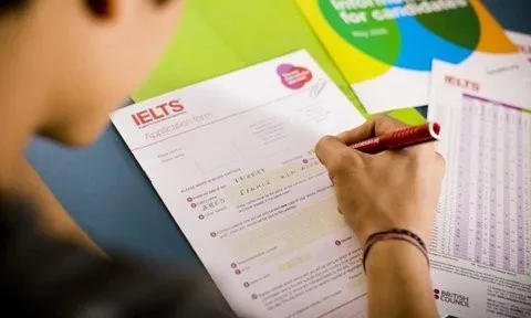 IDP cấp hơn 56.000 chứng chỉ IELTS trái với quy định