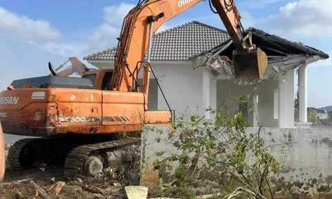 Tiếp tục cưỡng chế 79 căn biệt thự trái phép ở Tp.Phú Quốc