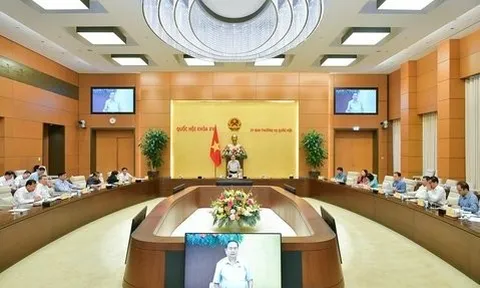 Xem xét nhiều nội dung quan trọng tại phiên họp thứ 33 của UBTVQH