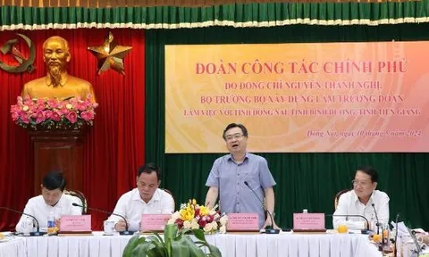 Cùng 'xắn tay áo' vực dậy niềm tin thị trường bất động sản